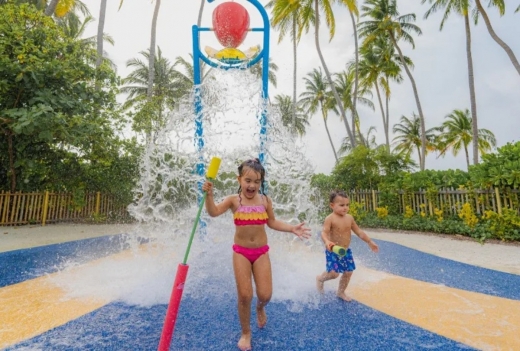 アヴァニ+ フェアズ モルディブ リゾート / Avani+ Fares Maldives Resort【バア環礁】