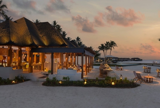 アヴァニ+ フェアズ モルディブ リゾート / Avani+ Fares Maldives Resort【バア環礁】